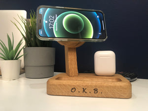 iPhone and AirPods MagSafe charging station - solid oak/ash